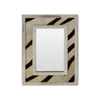 4 x 6 Inch Kensington Townhouse Zebra Design Photo Frame - Metal/Natural Wood - L4 x W19 x H24 cm - Black/White