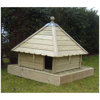 Aylesbury Square Floating Duck House, Waterfowl Nesting Box for Pond or Lake