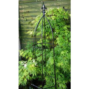 Gothic 5Ft Obelisk Bare Metal/Ready to Rust - Garden Plant Border Support - Solid Steel - L38.1 x W38.1 x H152.4 cm