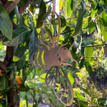Hanging Folded Wings Bee Garden Art - W15 x H10 cm - Black