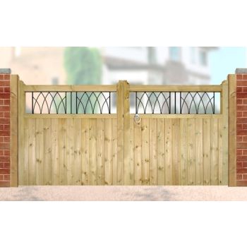 Windsor Low Double Driveway Gate - Pressure Treated Scandinavian Redwood - W2700 x H1200 mm